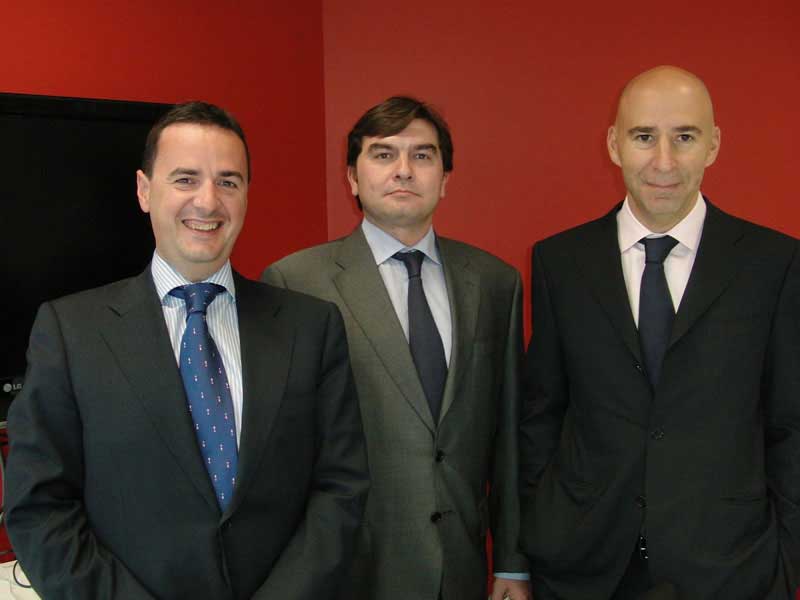 清新脱俗的电话短信轰在线轰炸免费